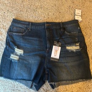 Women’s distressed jean shorts